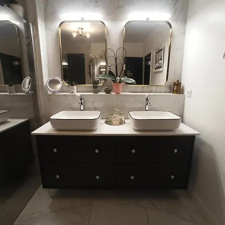 La Du Bonheur Vila *